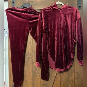 Teen shein velvet set